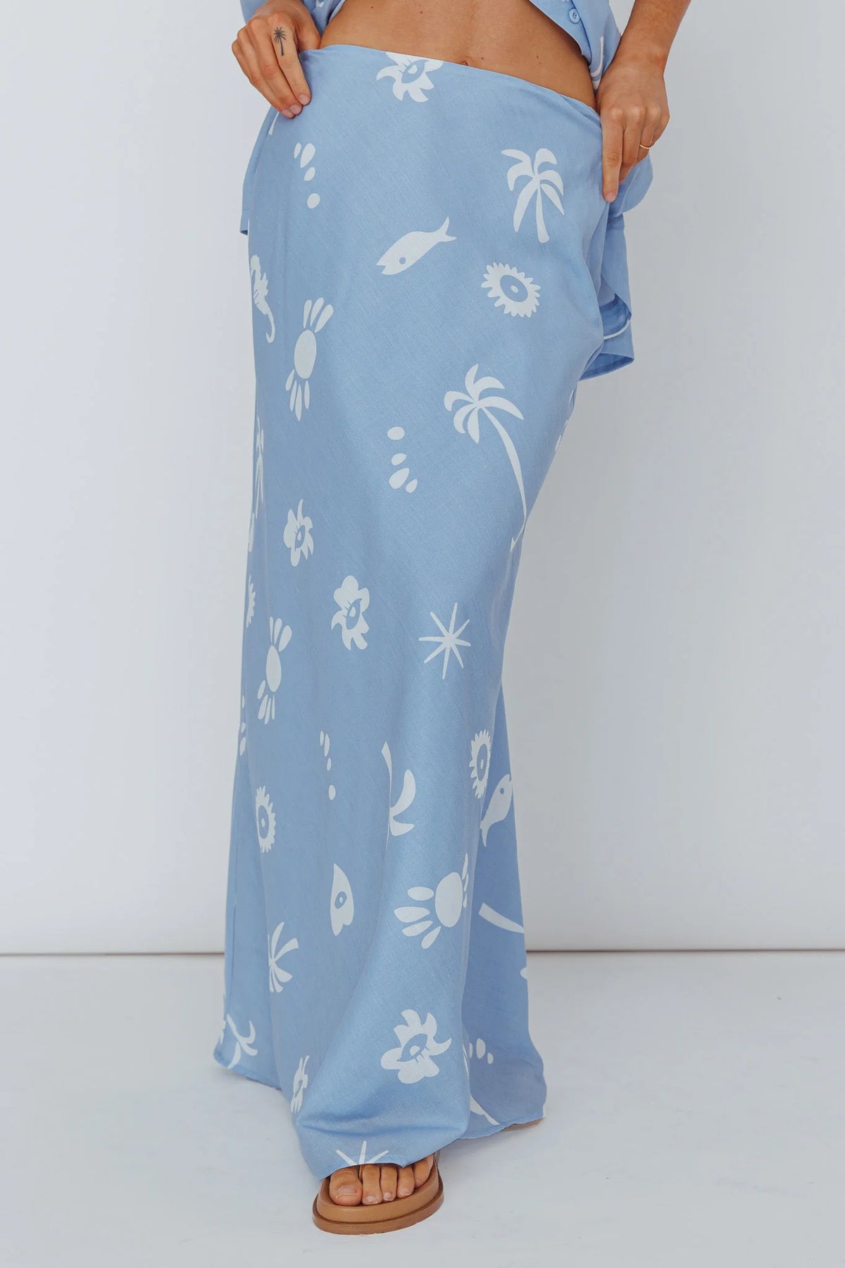 Light Aura Maxi Skirt Print Blue White
