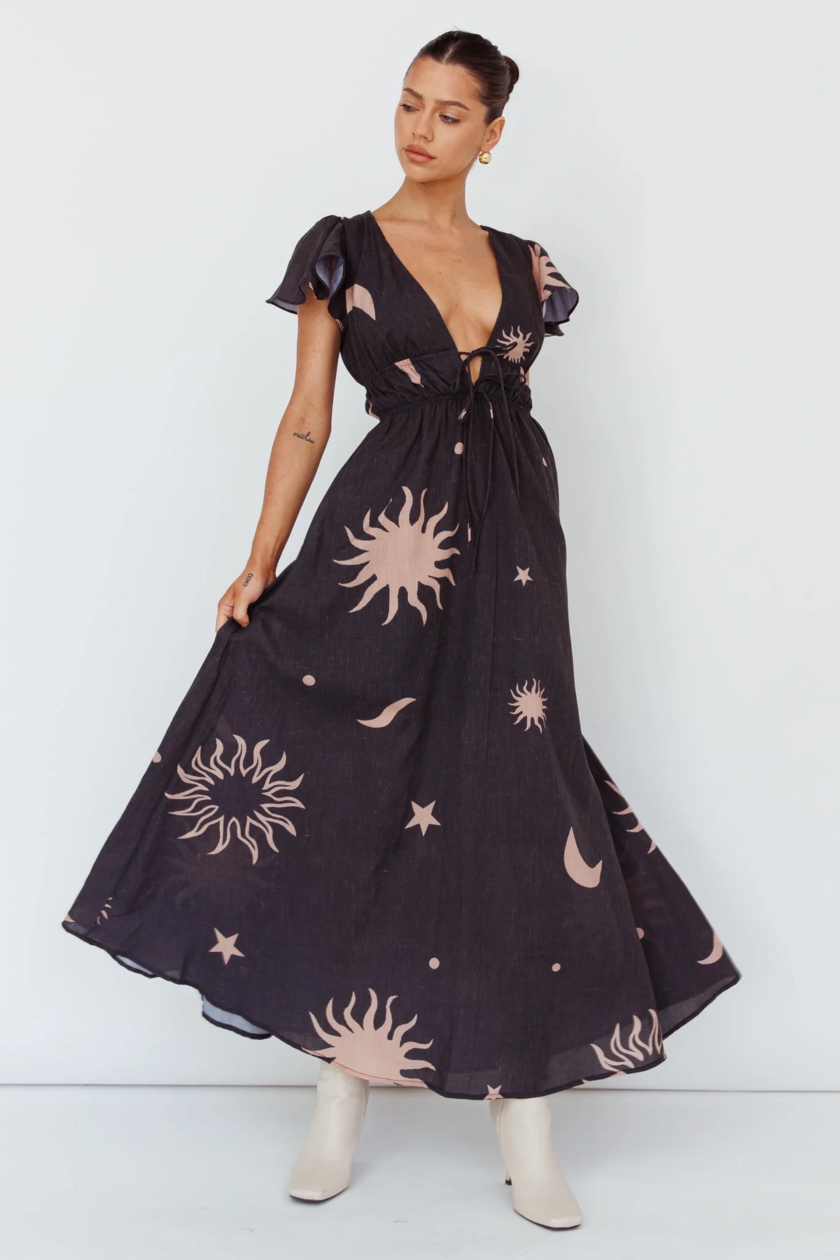 Carnivale Angel Sleeve Maxi Dress Black/Beige